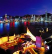こんなきらびやかな香港の夜景が見えるかも？！