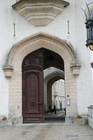 名門貴族シュワルツェンベルク家所有のチェコの城入り口