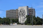 ハバナ新市街の中心部にある広大な革命広場