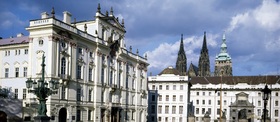 チェコ共和国の大統領府のある場所であるプラハ城