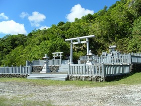 日本兵慰霊の為に建てられたペリリュー神社