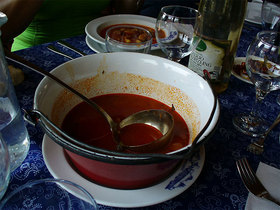 伝統的なハンガリー料理（一例）