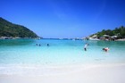 ラチャ島1日観光...