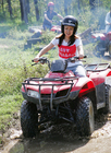 4輪バギー(ATV)でジャングル走行...