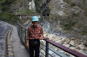 タロコ大理石峡谷ツアー（フライト＆列車）