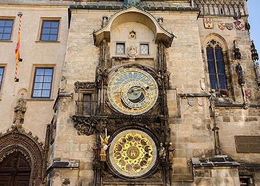 旧市街広場と天文時計