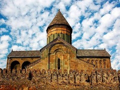 ジョージアの旧都、ムツヘタには歴史的建造物が複数あります。