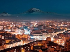 エレバン市内の夜景