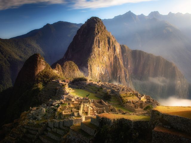 インカ帝国が作り上げた神秘の天空遺跡、マチュピチュ