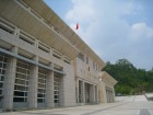 国境を越えたら入国審査！