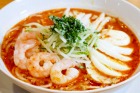 シーフードのピリ辛麺メニューもアジアならでは