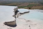 トルコが誇る世界遺産!石灰棚の奇景「パムッカレ」