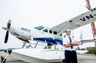 ハノイからハロン湾までは水上飛行機に搭乗