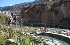 屋外のテルマス（温泉）はアンデス山脈の絶景が楽しめます。