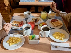 朝食の様子