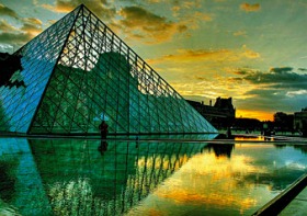 フランス最大規模の美術館・ルーブル美術館