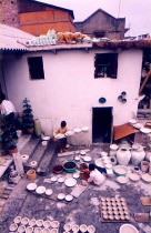 陶磁器の村として有名なバチャン村