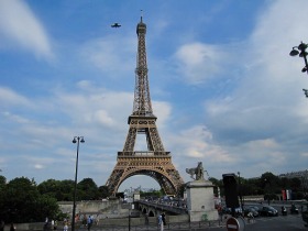 パリのアイコン、エッフェル塔