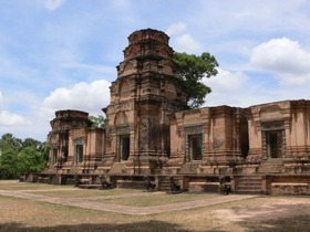 ヴィシュヌ神を祭った寺院「プラサット・クラバン」