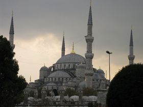 オスマン帝国繁栄の象徴「ブルー・モスク」