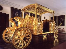 チェコの歴史を感じる黄金の馬車