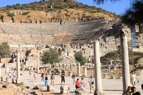 現存するギリシャ文明最大の遺跡です