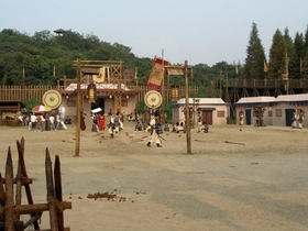 中国の人気歴史ドラマ「水滸伝」の撮影現場