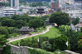 水原華城（スウォンファソン）