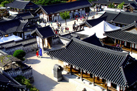 ソウル市内の歴史観光地を巡るツアー