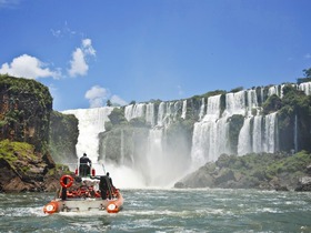 イグアスの滝では、アルゼンチン側とブラジル側両方を訪問！