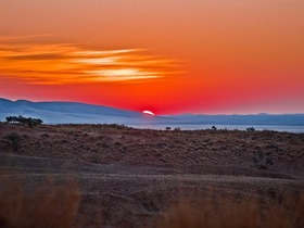 砂漠でのサンセットドライブは絶景が楽しめます。