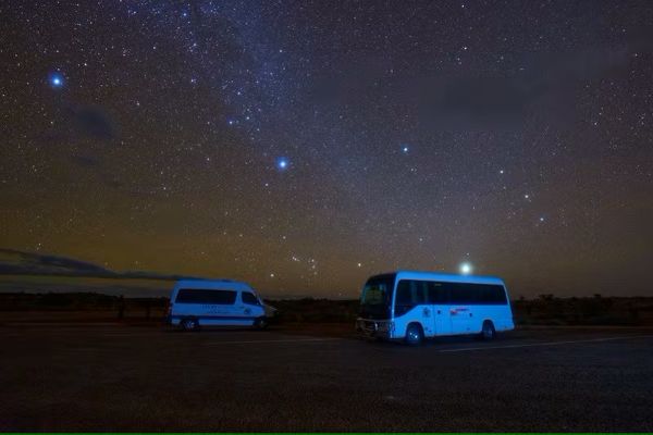 世界遺産・ウルル・カタジュタ国立公園内で実施される唯一の公認・星空