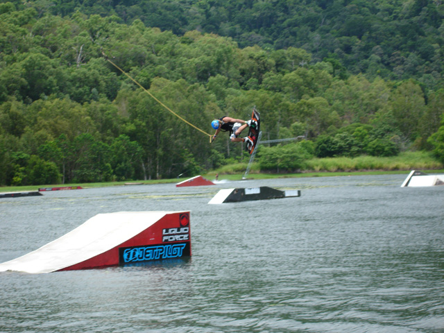 ケアンズ ケーブルウォーター スキーパック / ケーブルウェイクボード