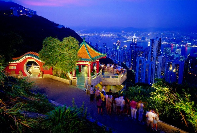 香港 ビクトリアピーク訪問！香港100万ドルの夜景を鑑賞の予約なら