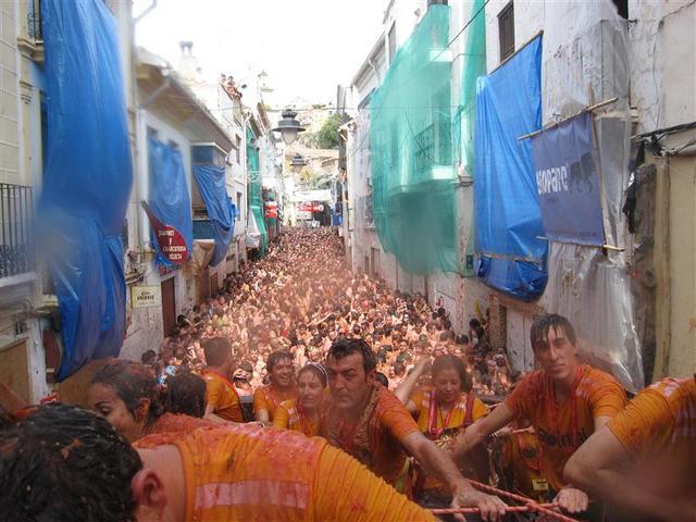 トマト祭り トマティーナ・ブニョール 2019年8月28日限定 バルセロナ