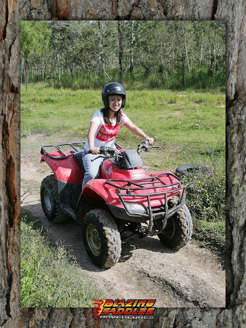 ケアンズ 2023年閉鎖 4輪バギー(ATV)でジャングル走行の予約ならホット