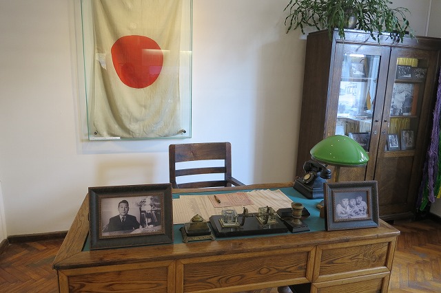 リトアニア 杉原千畝記念館入場付き カウナス市内観光【日本語ガイド