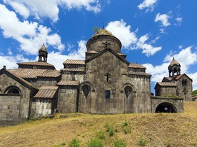 世界遺産ハフパット＆サナイン修道院と、ザルニパルニ洞窟城・アフタラ修道院日帰りツアー【エレバン発/ 英語ガイド/ プライベート】