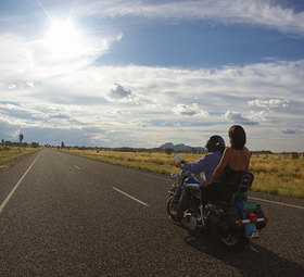 エアーズロックバイクツアー(タンデムライド) ※2023年催行中止