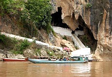 パクウー洞窟とサンコン村、サンハイ村、クアンシー滝、モン族の村