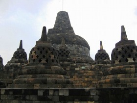 ボロブドゥールとジョグジャカルタ 世界遺産の旅 日帰り（ジャカルタ発）