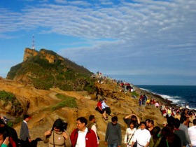 自然に恵まれた港町「基隆」と奇岩怪石の自然公園「野柳」 半日観光【専用車/ 小籠包料理かバーベキューの選べる昼食付】