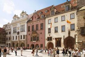 歴史の光と影を学ぶ ユダヤ人の歴史を知る・プラハ市内観光ウォーキングツアー