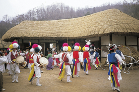 「韓国民俗村」半日ツアー(午前/午後)