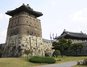 世界遺産「水原華城」午後半日ツアー