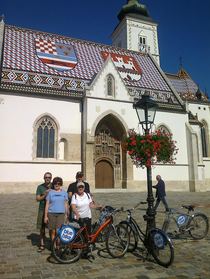 自転車でまわる！クロアチアの首都、ザグレブ半日ツアー[英語ガイド]