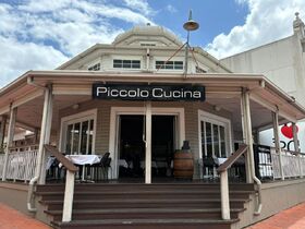 ピッコロクッシーナレストラン席予約