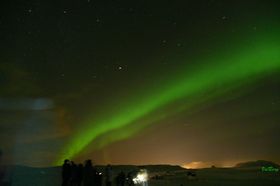 アイスランドでオーロラ鑑賞 4日間 [航空券・オーロラツアー・宿3泊] フランクフルト発