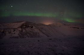アイスランドでオーロラ鑑賞 4日間 [航空券・オーロラツアー・宿2泊] ロサンゼルス発