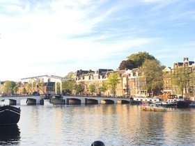 アムステルダム市内観光 徒歩ツアー 2時間